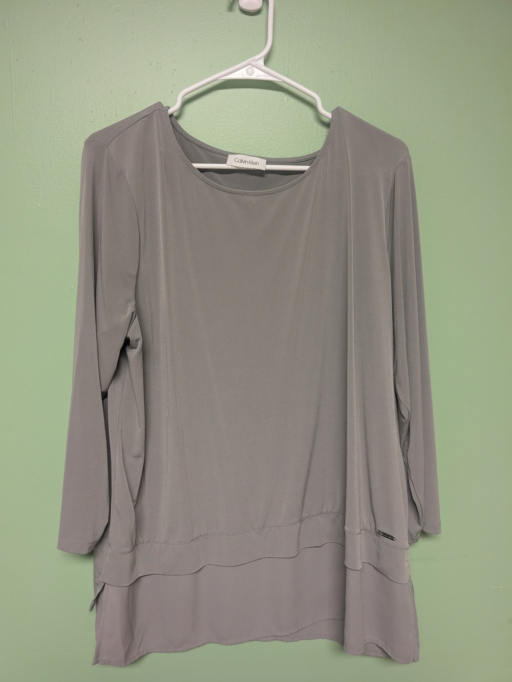 Calvin Klein Women's Light Gray Layered Long-Sleeve Top